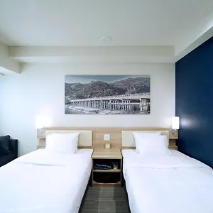 Travelodge Shijo Kawaramachi 호텔